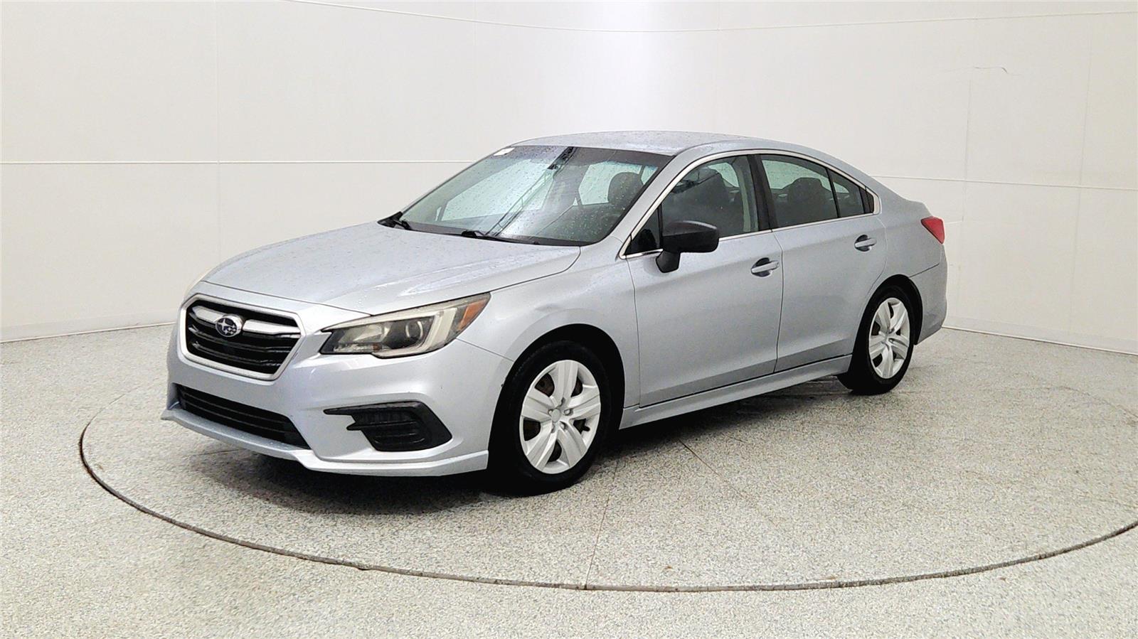 2018 Subaru Legacy Base Image 1 of 37