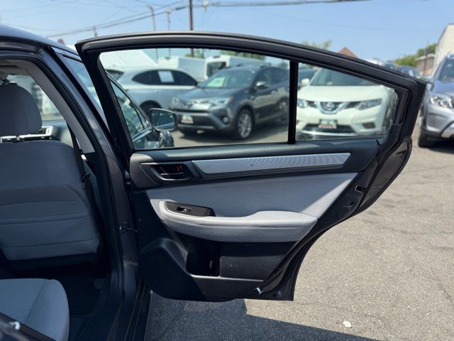 Vehicle image 19 of 36