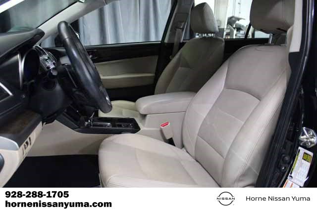 Vehicle image 6 of 15