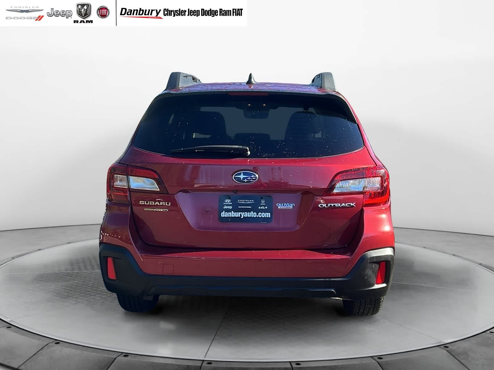 2018 Subaru Outback Premium Image 5 of 23