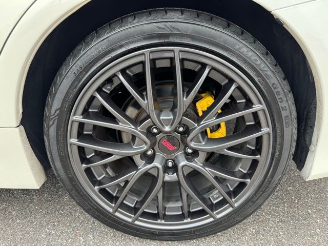 Vehicle image 12 of 42