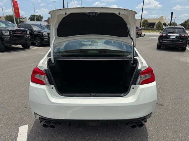 Vehicle image 16 of 42