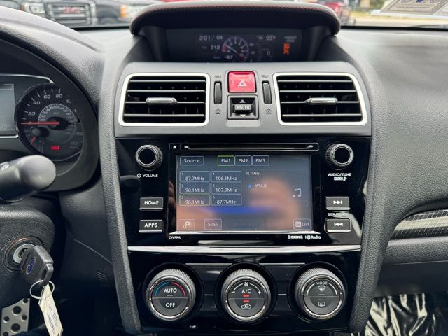 Vehicle image 29 of 42