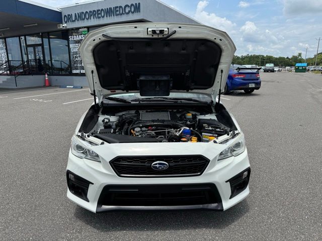 Vehicle image 14 of 42