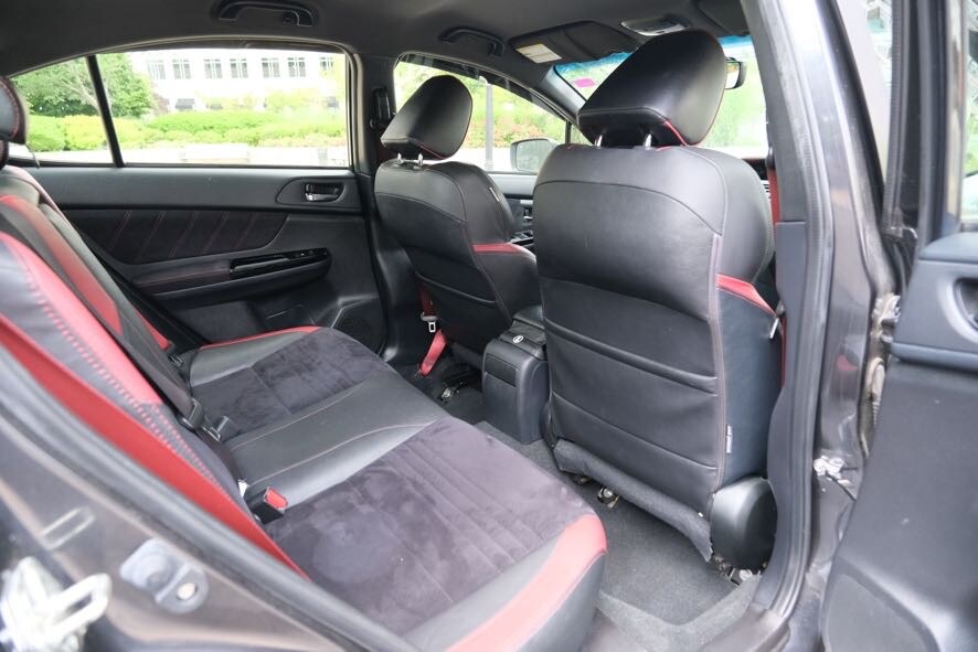 Vehicle image 22 of 41