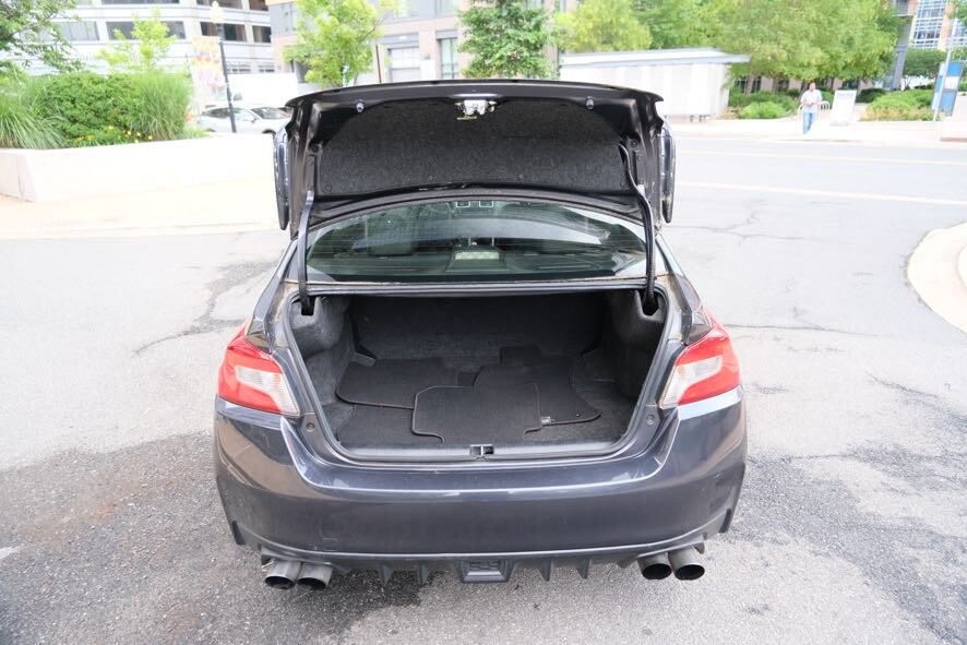 Vehicle image 14 of 41