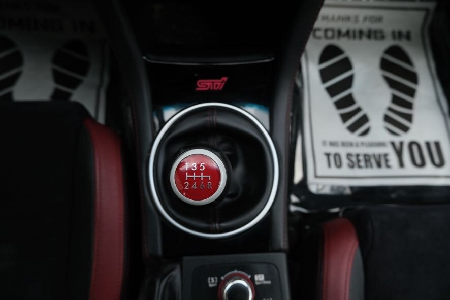Vehicle image 29 of 41