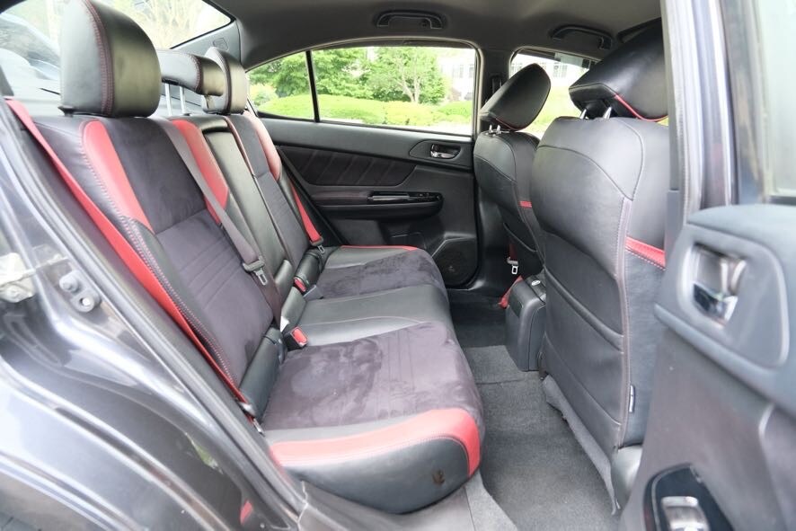 Vehicle image 23 of 41