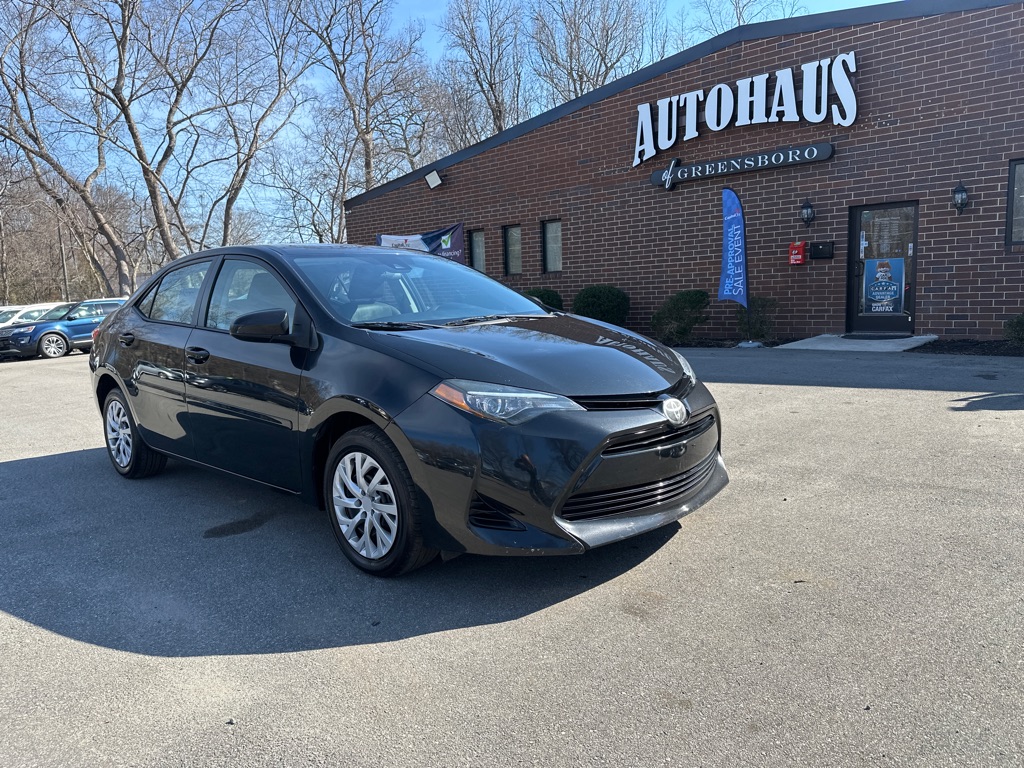 Vehicle image 3 of 34