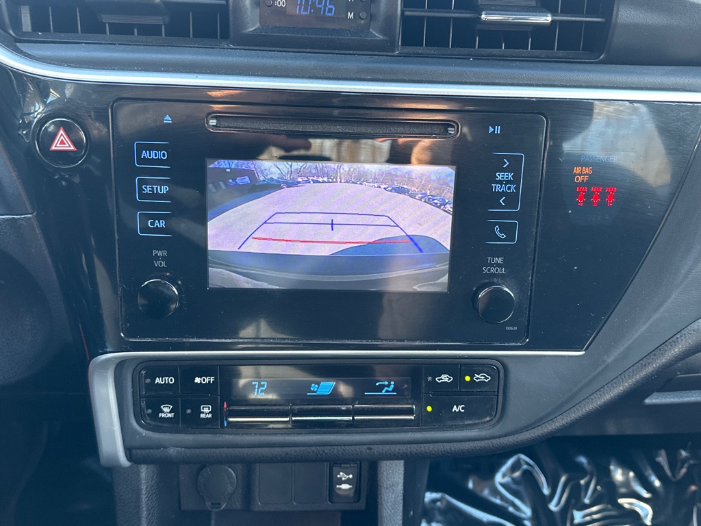 Vehicle image 25 of 34