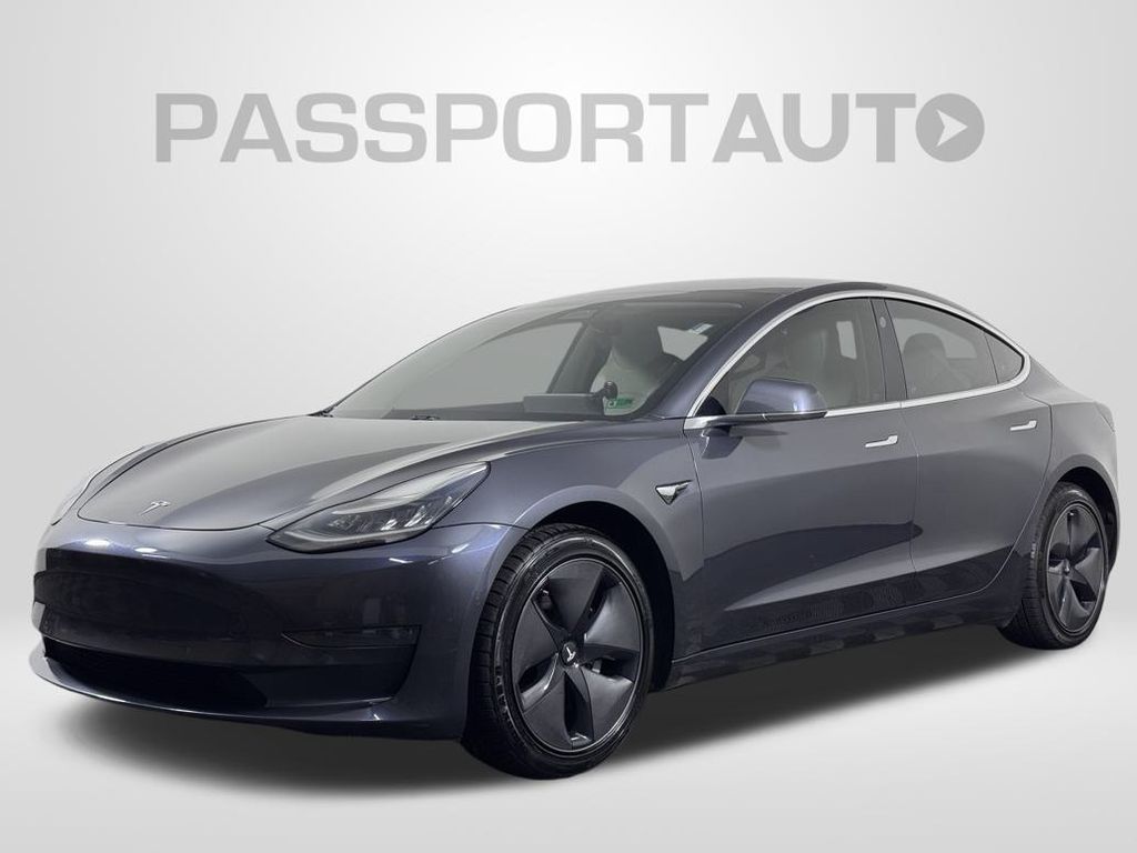 Vehicle image 1 of 31