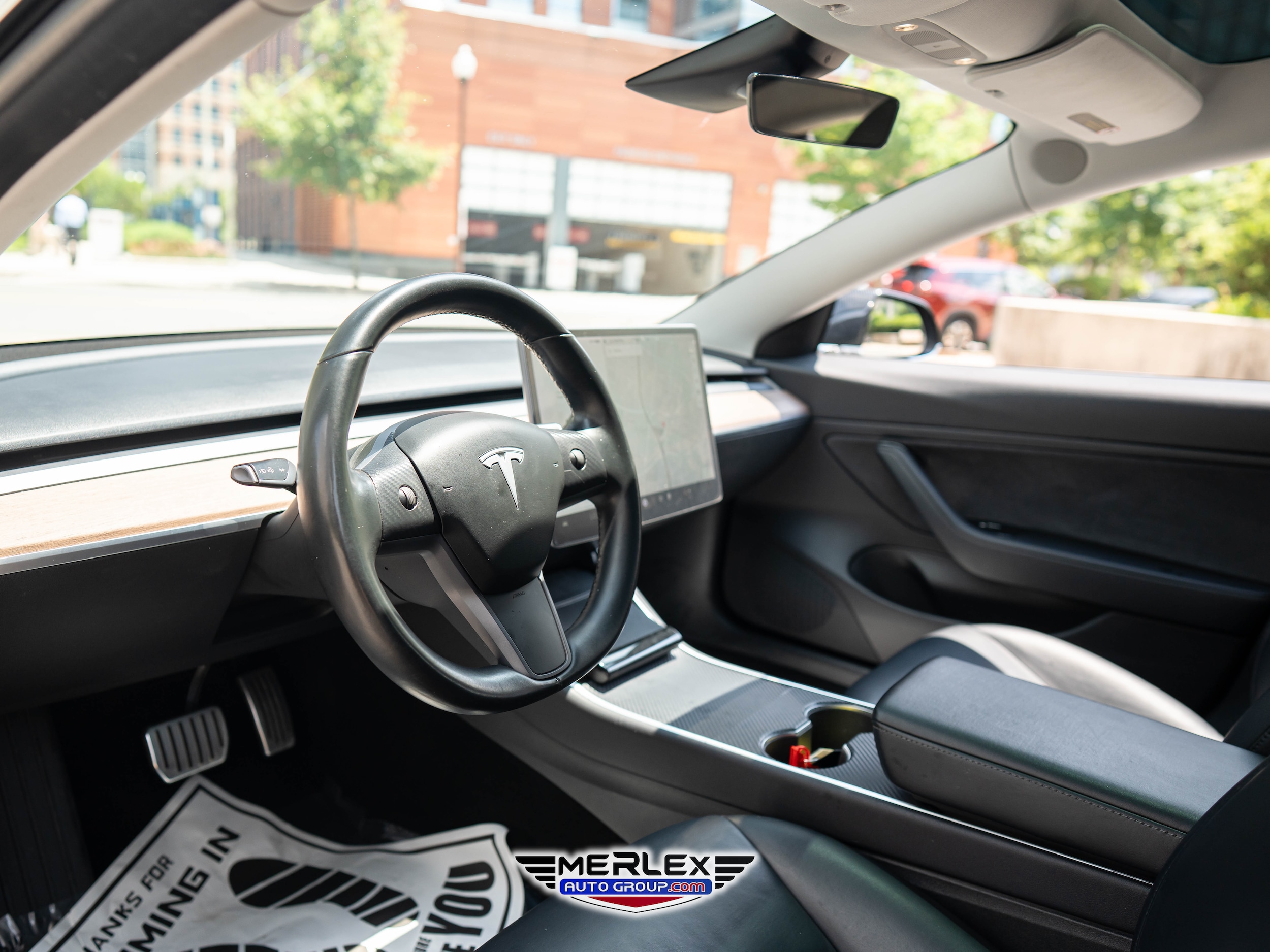 Vehicle image 20 of 43