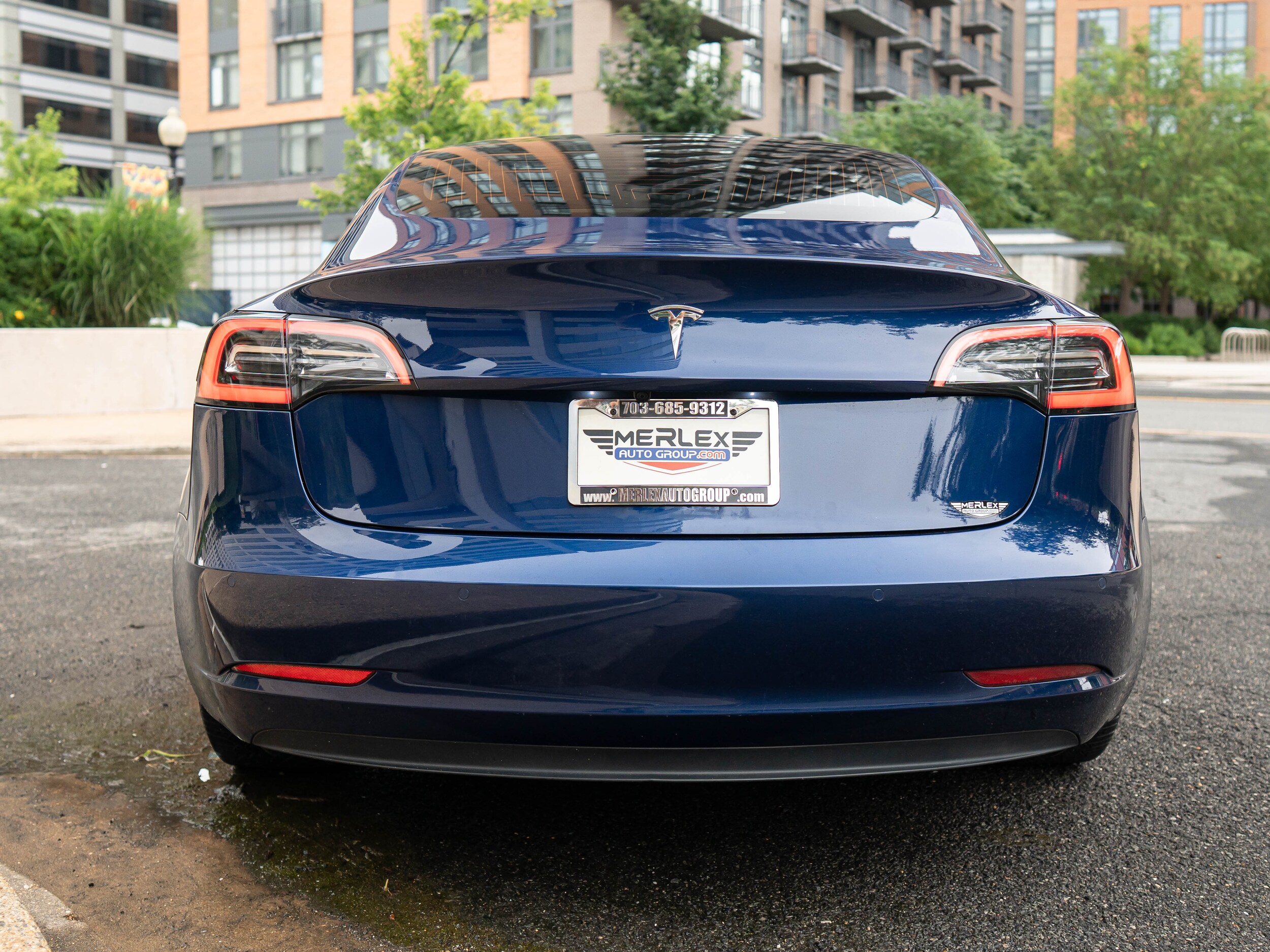 Vehicle image 5 of 48