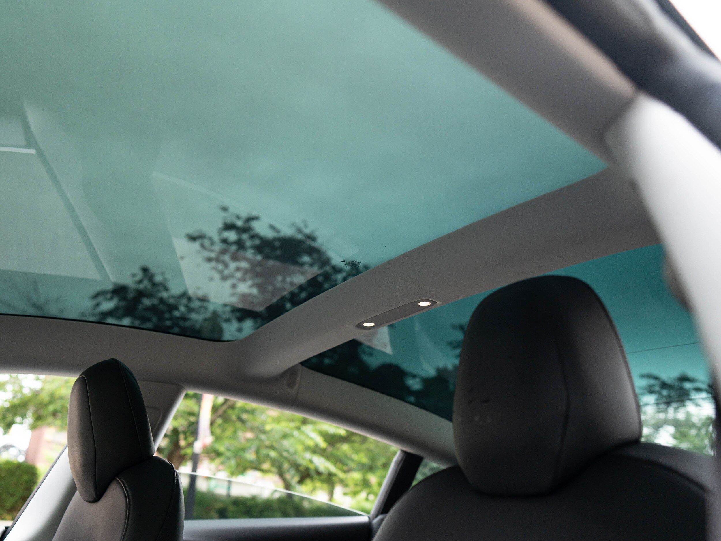 Vehicle image 18 of 48
