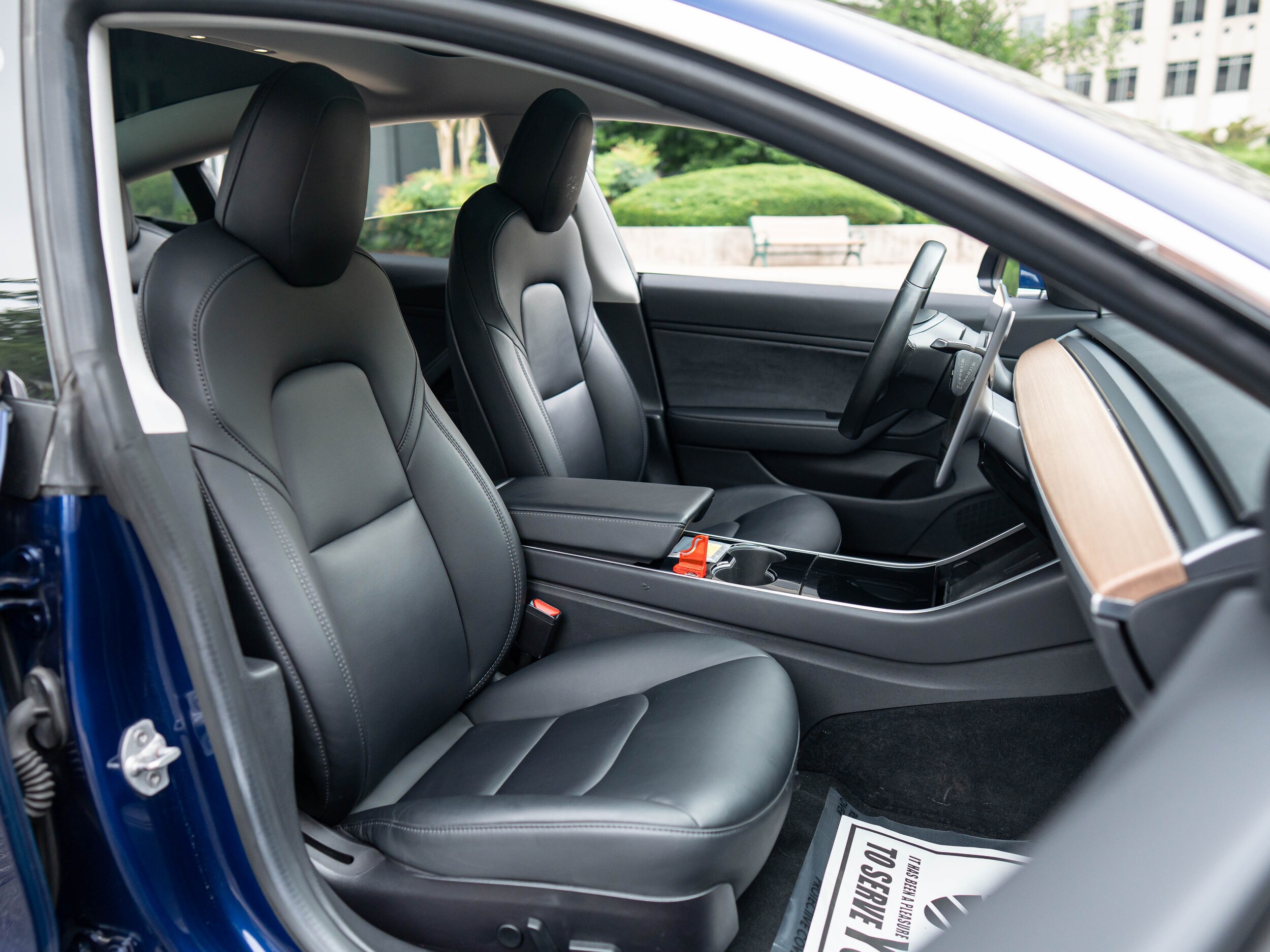 Vehicle image 13 of 48