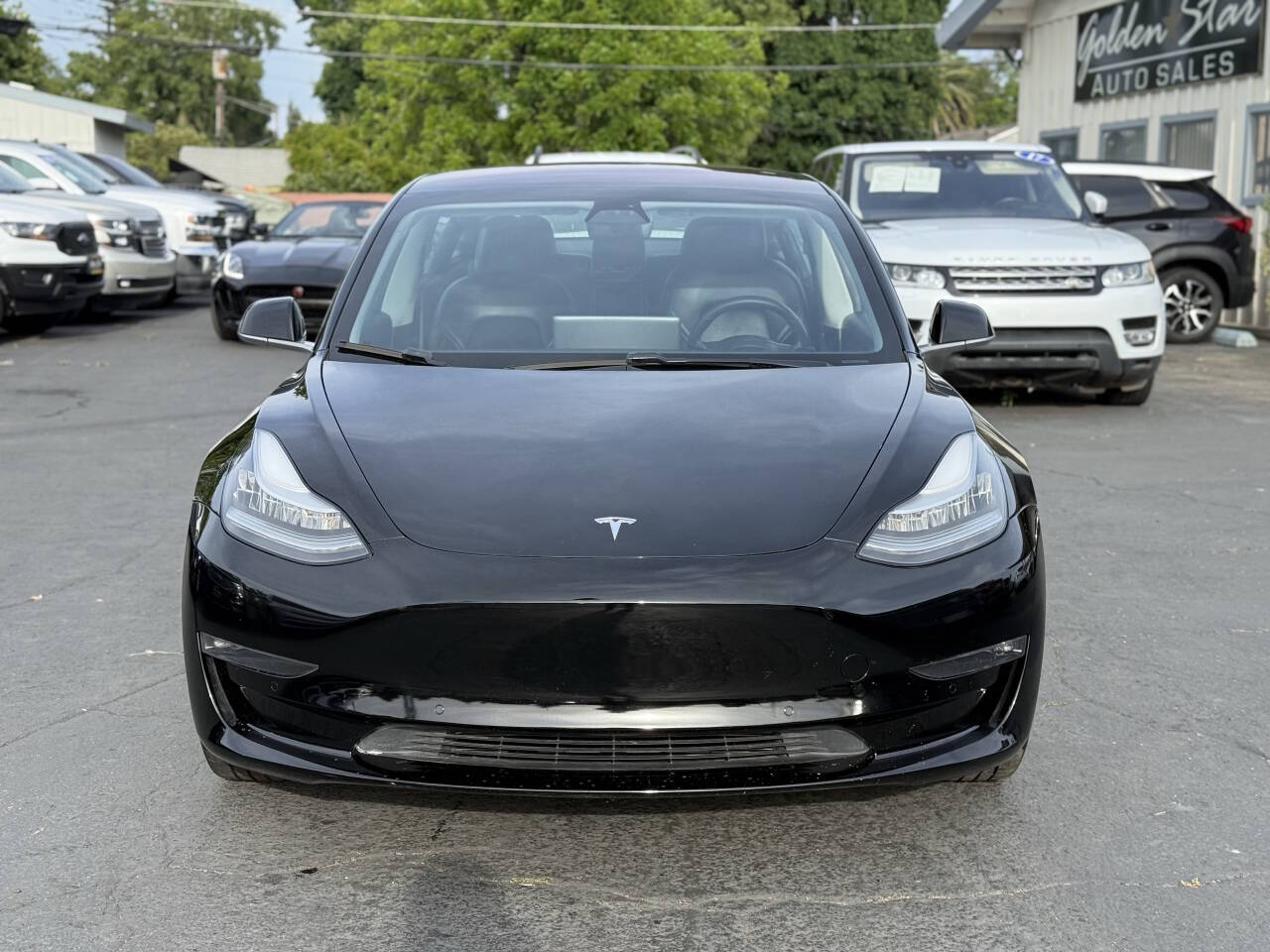 2018 Tesla Model 3 Mid Range Image 3 of 17