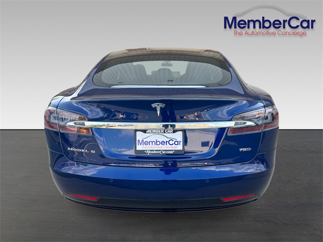 Vehicle image 4 of 26