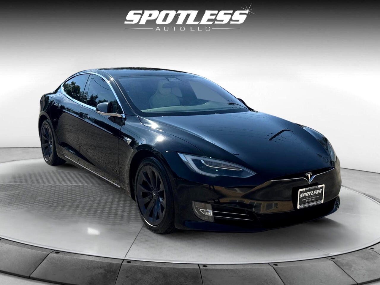 Vehicle image 5 of 29
