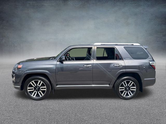 Vehicle image 8 of 36