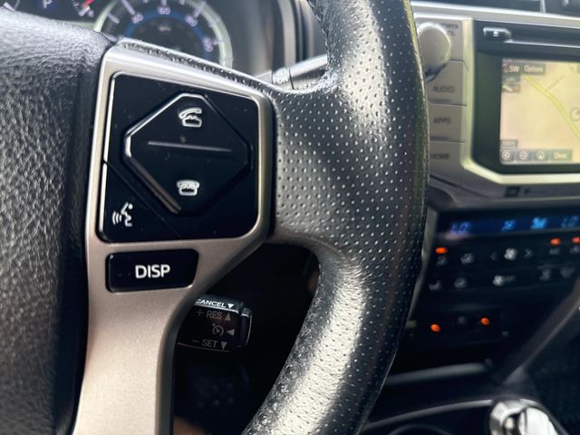 Vehicle image 32 of 36