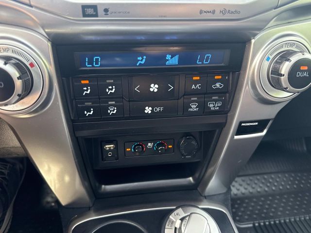 Vehicle image 24 of 36