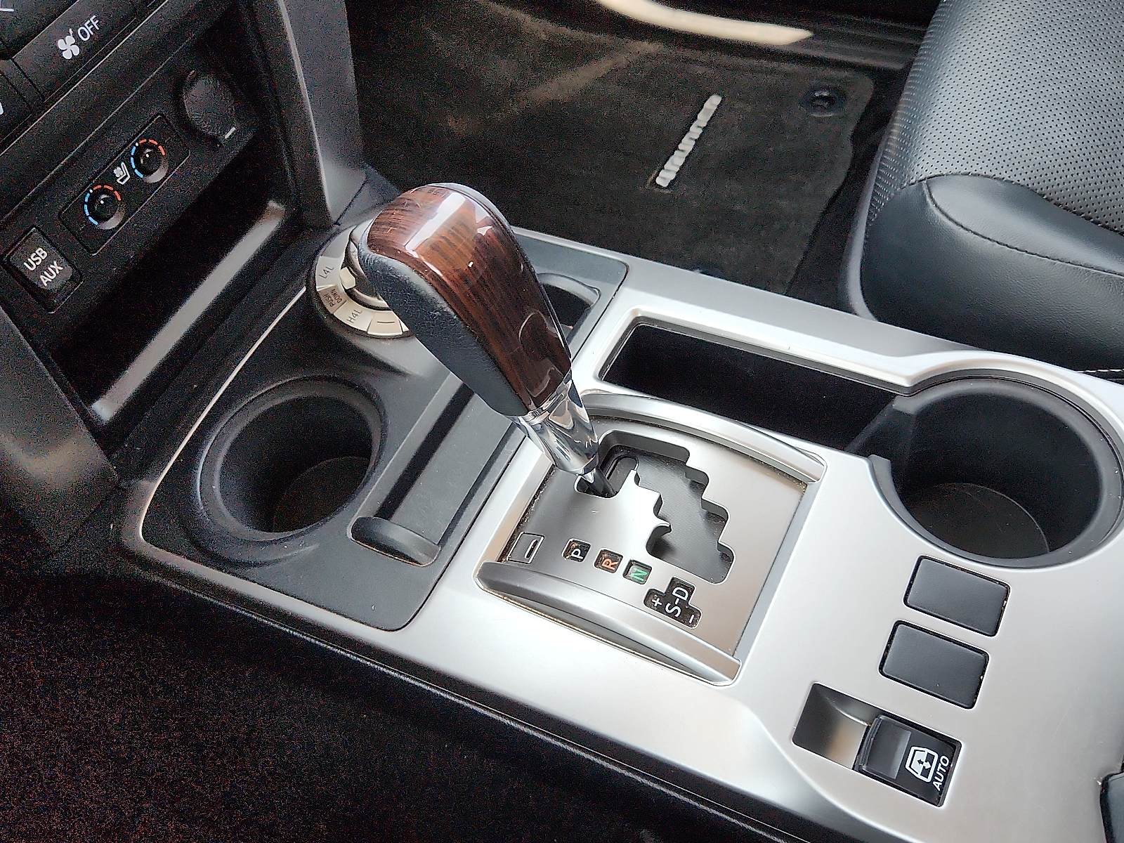 Vehicle image 15 of 20