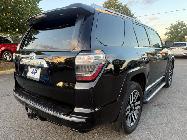 2018 Toyota 4Runner Limited Image 7 of 40