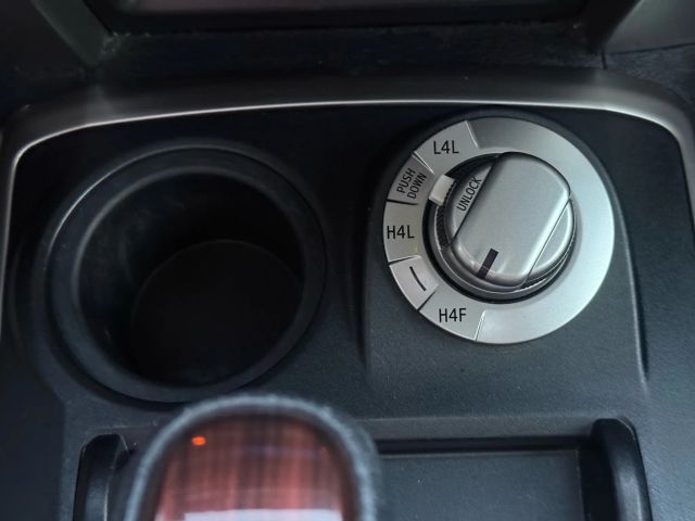 2018 Toyota 4Runner Limited Image 26 of 40