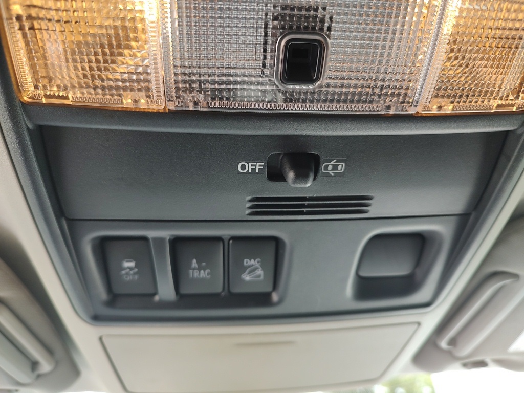 Vehicle image 20 of 59