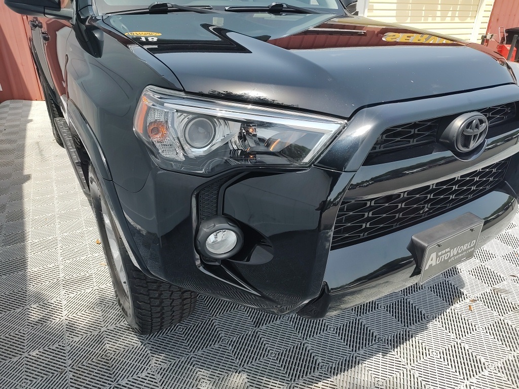 Vehicle image 35 of 59