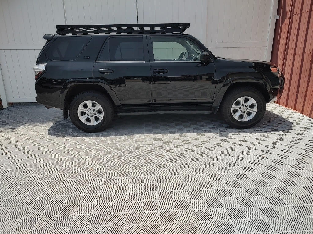Vehicle image 6 of 59