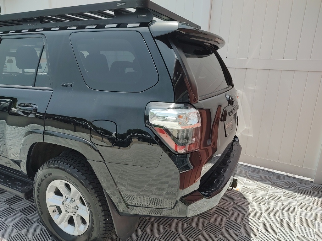 Vehicle image 9 of 59