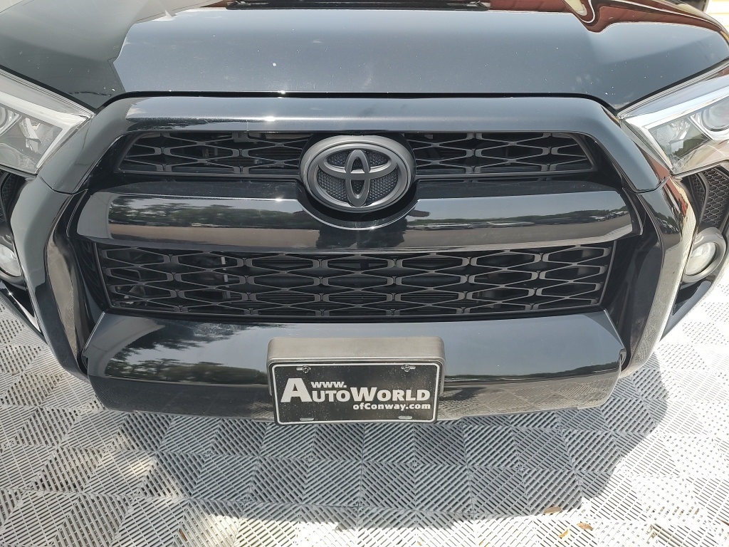 Vehicle image 5 of 59