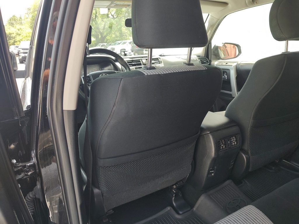 Vehicle image 26 of 59