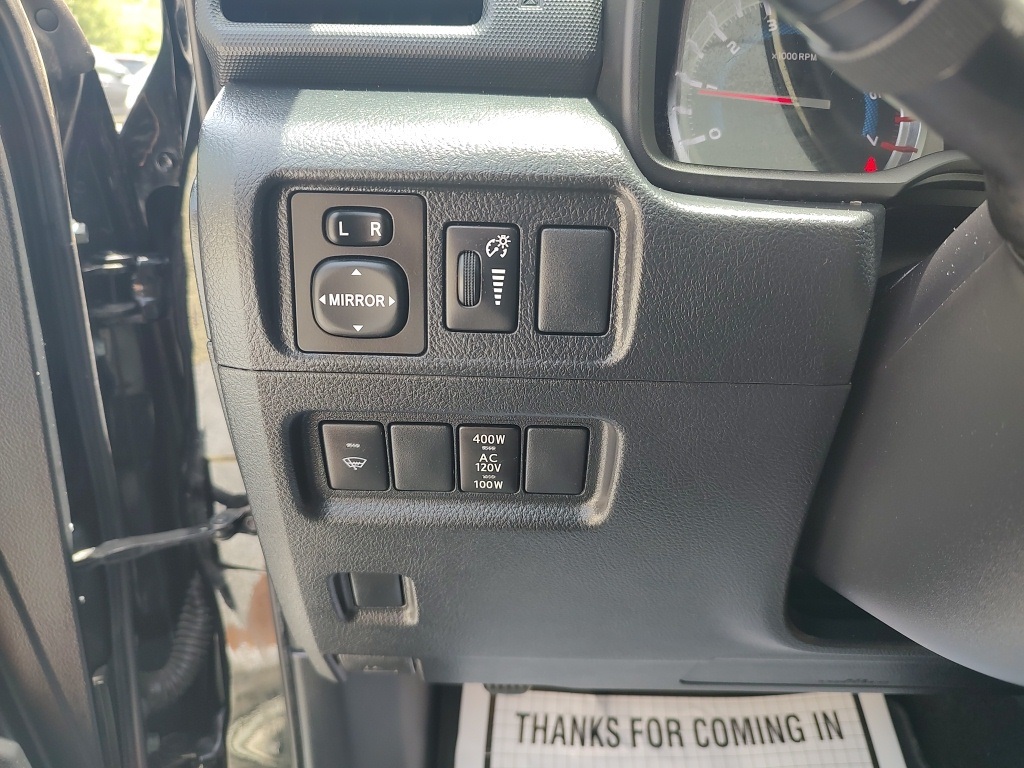 Vehicle image 19 of 59