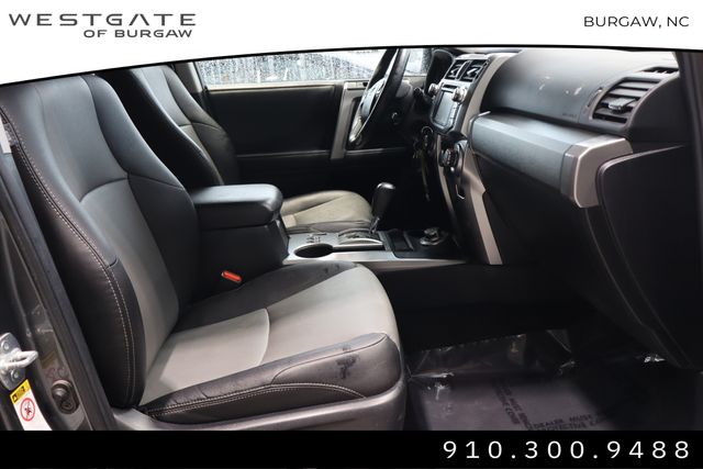 Vehicle image 13 of 41