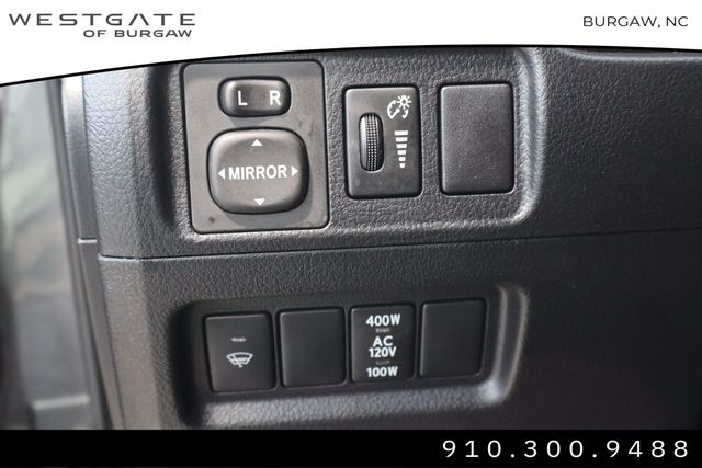 Vehicle image 16 of 41