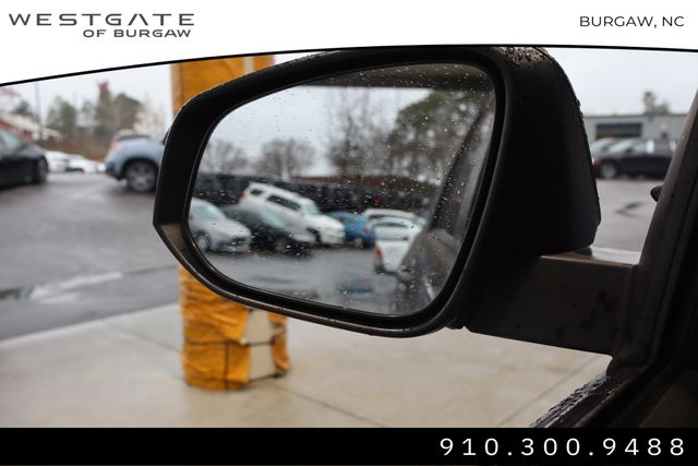 Vehicle image 35 of 41