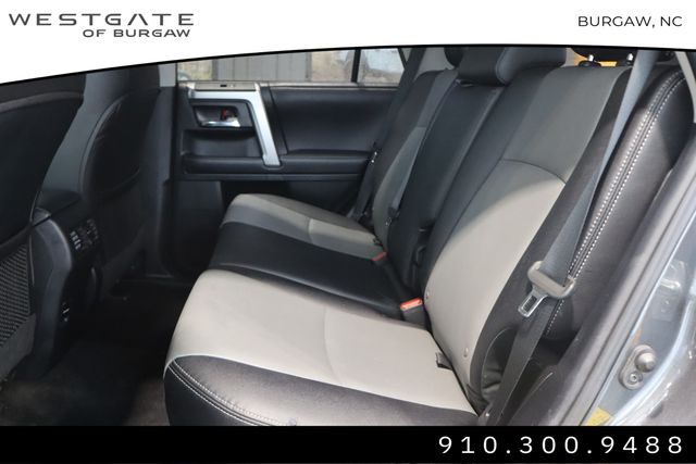 Vehicle image 11 of 41