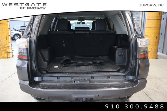 Vehicle image 12 of 41