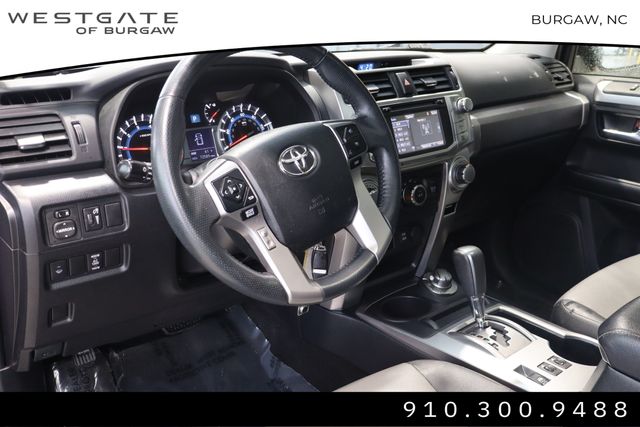Vehicle image 19 of 41