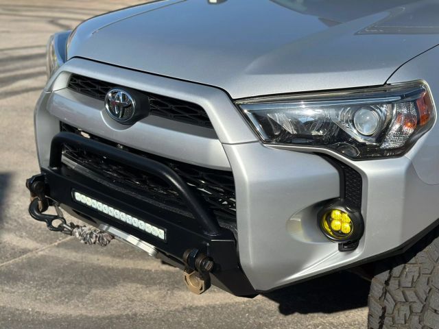 Vehicle image 14 of 58