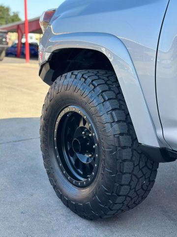 Vehicle image 56 of 58