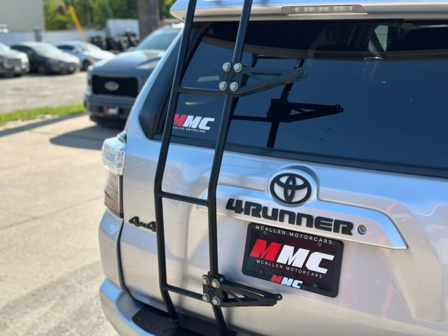 Vehicle image 12 of 58