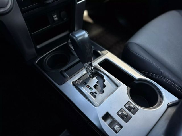 Vehicle image 40 of 58