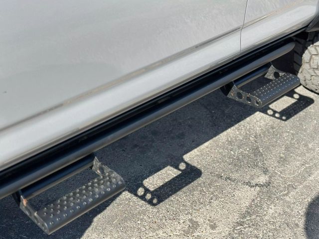 Vehicle image 19 of 58