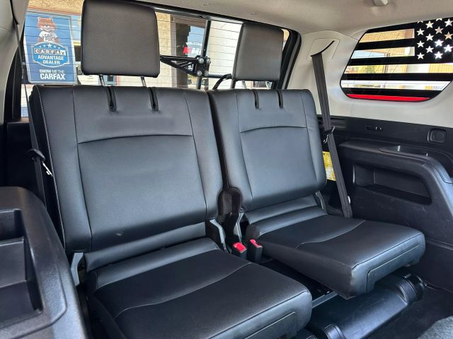 Vehicle image 24 of 58