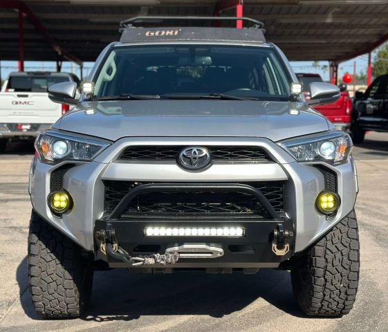 Vehicle image 4 of 58