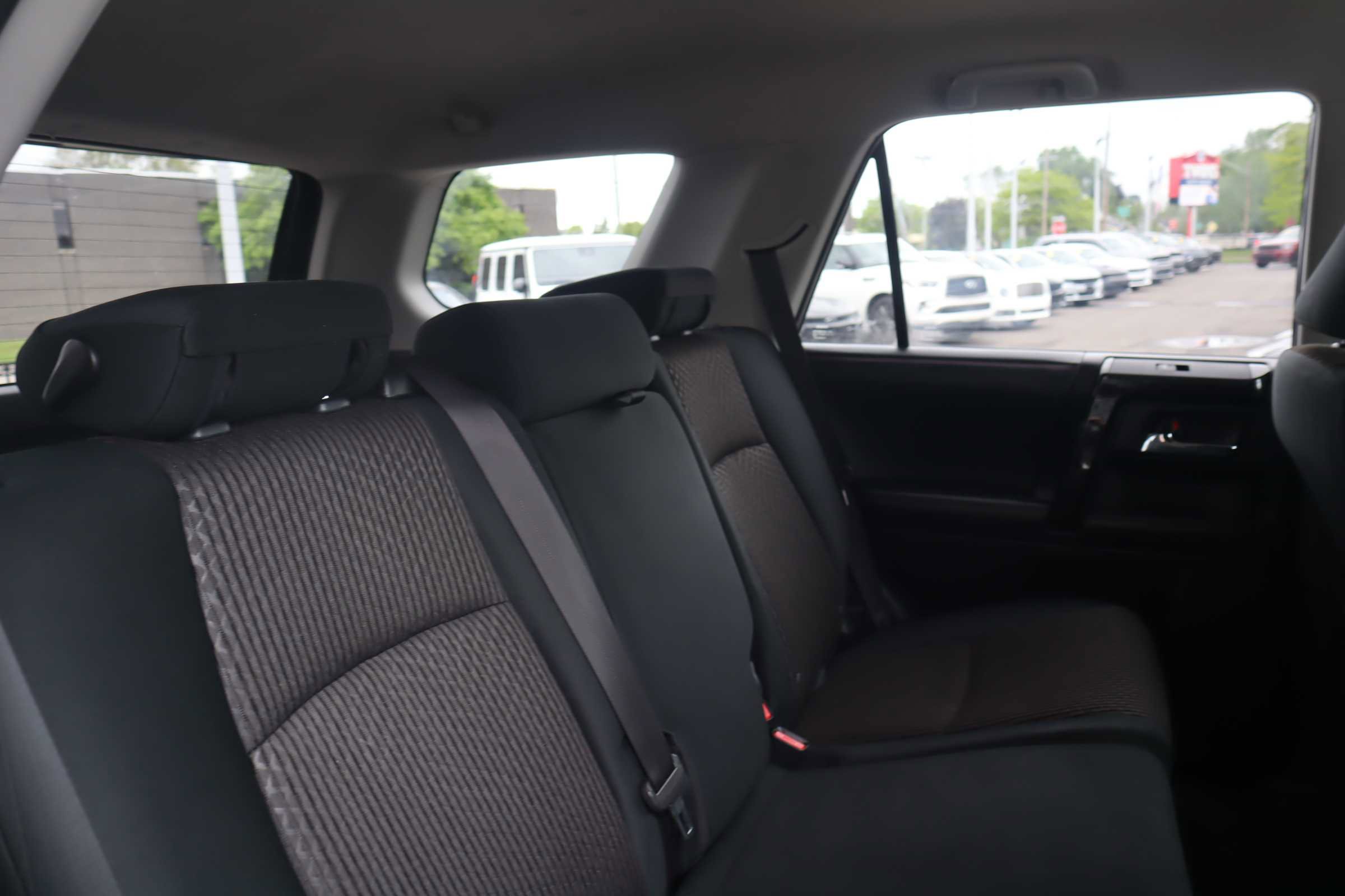 Vehicle image 12 of 17