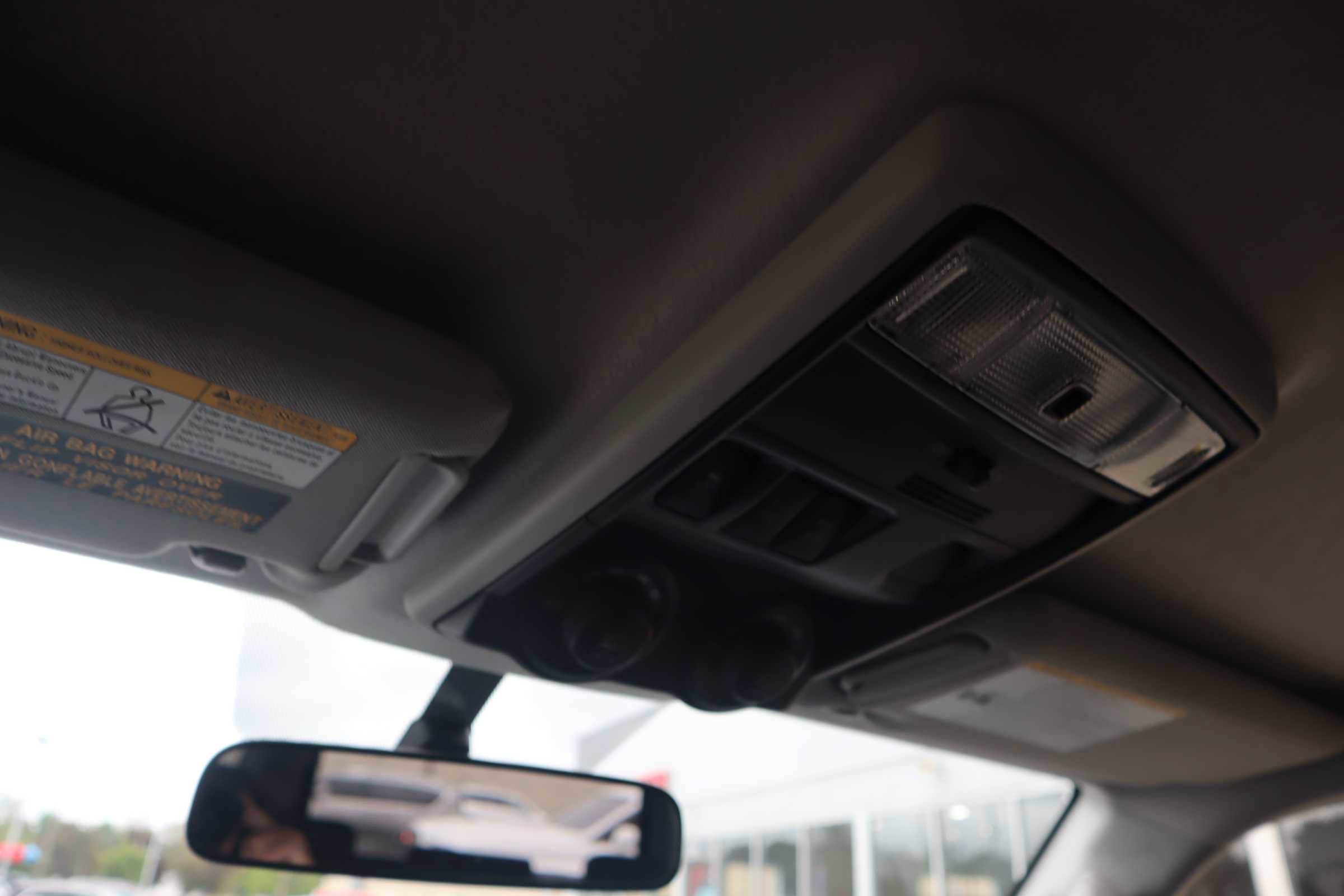 Vehicle image 17 of 17